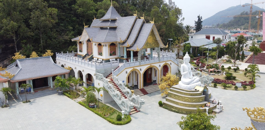 Kinh nghiệm đi biển Hải Tiến Thanh Hóa review chi tiết từ A-Z