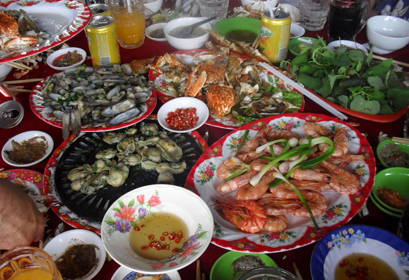 Tour-du-lịch-biển-Hải-Tiến-2-ngày-1-đêm-giá-rẻ-nhất